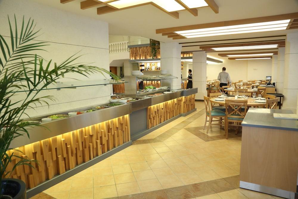 Serenada Golden Palace - Boutique Hotel Beirut