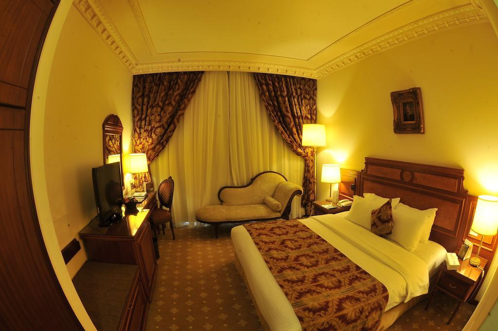 Serenada Golden Palace - Boutique 4*
