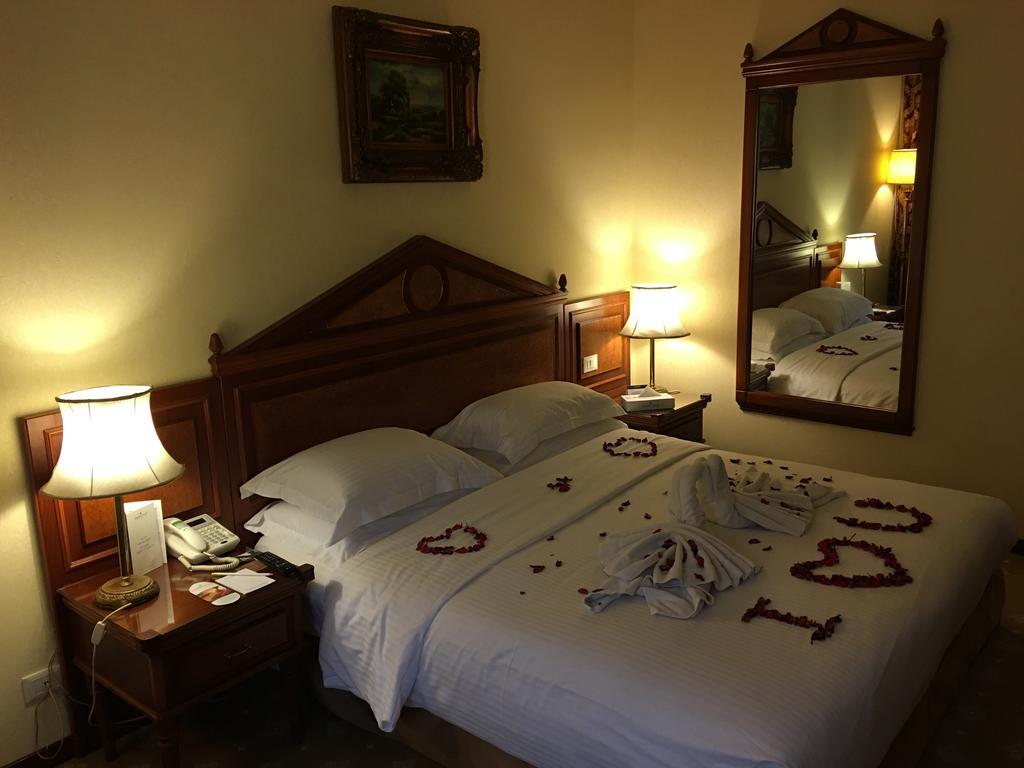 Serenada Golden Palace - Boutique