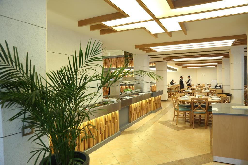 Hotel Serenada Golden Palace - Boutique 4*